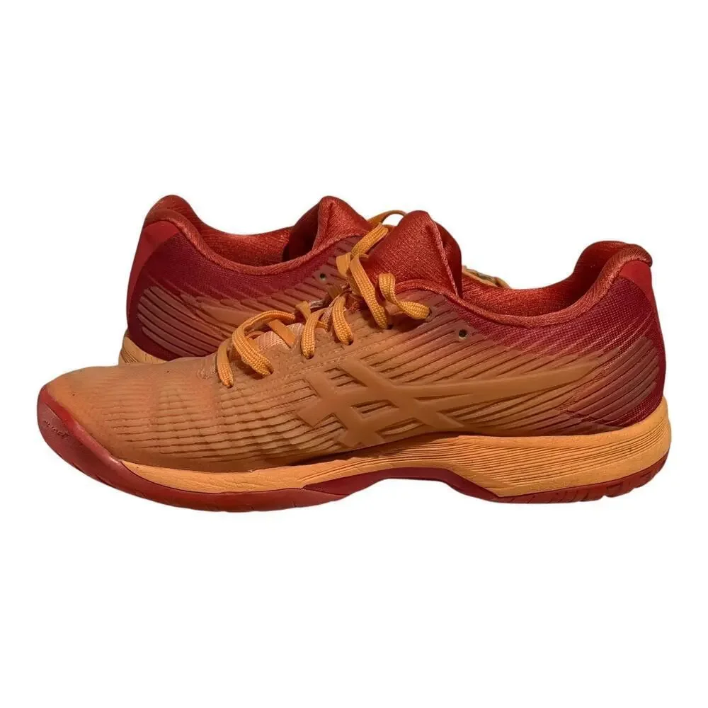 Asics “ships fast